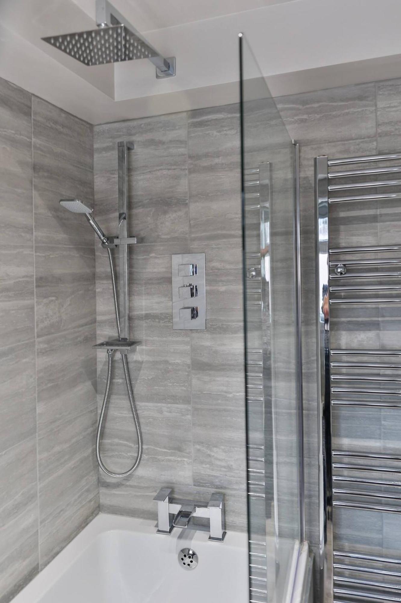 שפילד Newly Renovated 3 Bed 2 Bath Apartment & Parking מראה חיצוני תמונה
