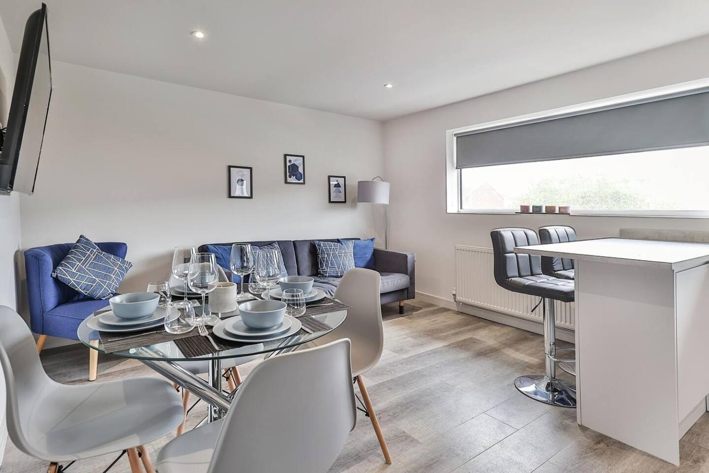 שפילד Newly Renovated 3 Bed 2 Bath Apartment & Parking מראה חיצוני תמונה